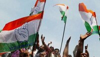 मध्यप्रदेश: मुख्यमंत्र्यांच्या घराबाहेर काँग्रेस कार्यकर्त्यांचं शक्तीप्रदर्शन