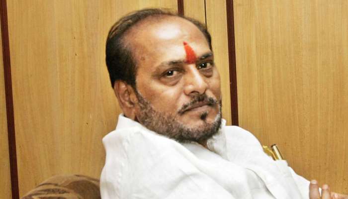 नारायण राणे कोकणाला लागलेला काळा डाग; रामदास कदमांची घणाघाती टीका