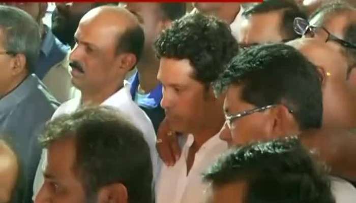 Sachin Tendulkar Attend Ramakant Achrekar Sir_s Funeral Budding School Cricketers Pay Tribute To Late Coach