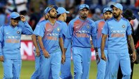 ऑस्ट्रेलिया विरुद्ध वनडे सीरीजमध्ये पंतसह ३ खेळाडू बाहेर