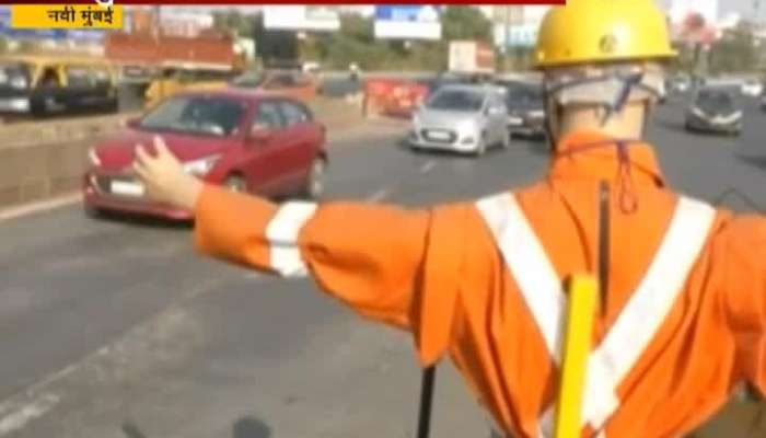 robot on sion panvel highway