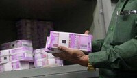 भारतातील केवळ ९ श्रीमंतांकडे ५० टक्के लोकांहून अधिक संपत्ती