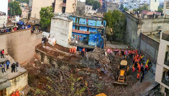 गुरूग्राममध्ये इमारत कोसळून ७ जणांचा मृत्यू