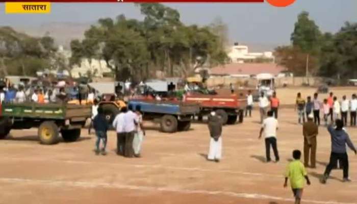 Satara Aundh Yamai Devi Yatra Tractor Championship Lady Driver Centre Of Attraction