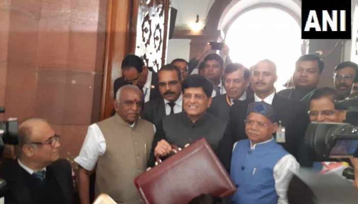 Budget 2019: पाहा कोणी-कोणी तयार केला संपूर्ण बजेट