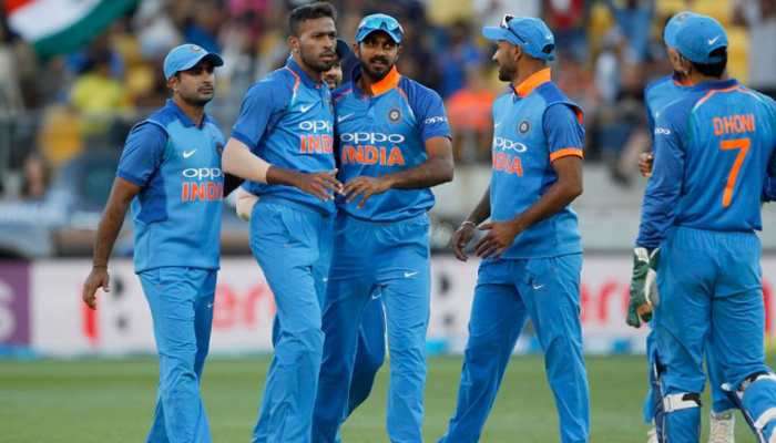 पहिली टी-२० : न्यूझीलंडची मोठी धावसंख्या, भारतासमोर खडतर आव्हान