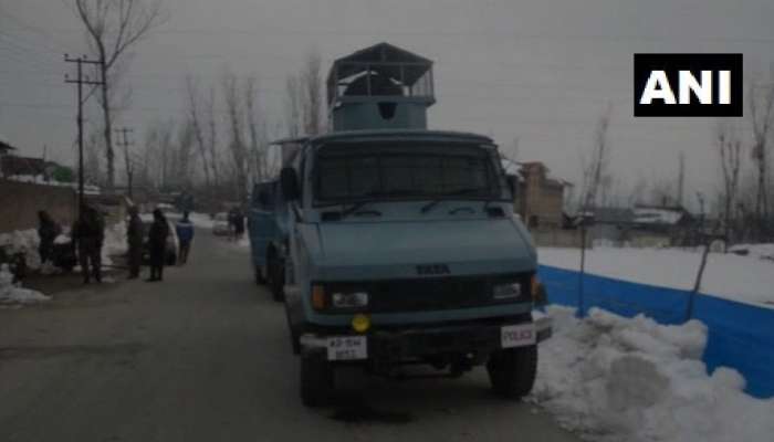 Jammu Kashmir : सुरक्षादलाकडून ५ दहशतवाद्यांचा खात्मा