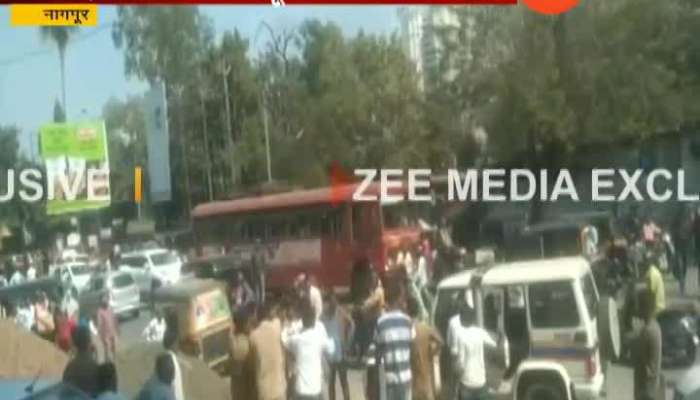 Nagpur Traffic Police Beaten By Rickshaw Driver Near Ganesh Peth Bus Stop