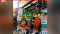 पुण्यात 'पाकिस्तानच्या झेंड्यावर लायटर मोफत'