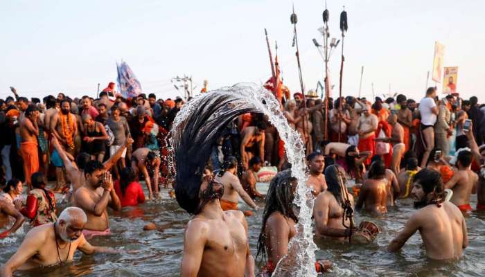 Mahashivratri 2019: महाशिवरात्रीच्या दिवशी पवित्र स्नानाने कुंभ मेळ्याची सांगता 