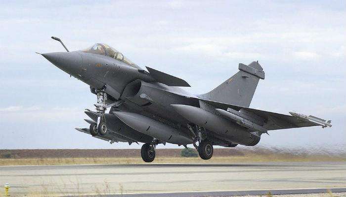 Rafale deal : संरक्षण मंत्रालयातून गोपनीय कागदपत्रांची चोरी; केंद्र सरकारचा आरोप