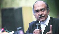 जागल्यांमुळेच २ जी, कोळसा घोटाळा उघड झाला- प्रशांत भूषण