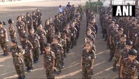देशासाठी काहीपण! 'या' शाळेतील विद्यार्थ्यांना सैनिकी गणवेश