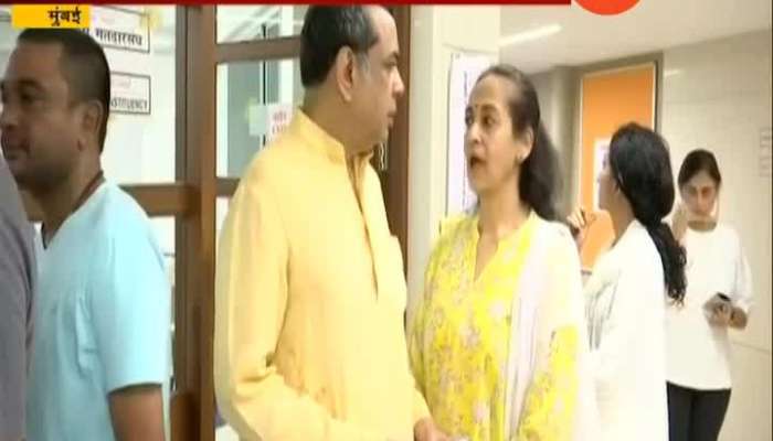 Mumbai Actor Paresh Rawal Cast His Vote With Wife For LS General Election