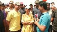 महाराष्ट्र दिनानिमित्त किरण राव आणि आमीर खानचं श्रमदान