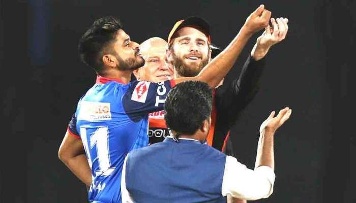 IPL 2019: दिल्ली-हैदराबाद मॅचमध्ये टॉस पडताना गोंधळ