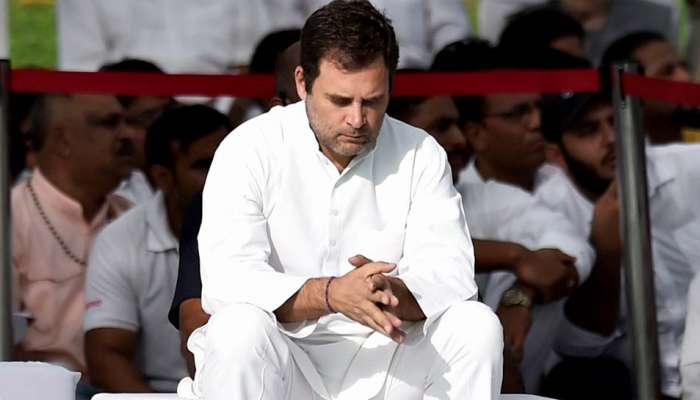 'गांधी' अध्यक्ष नको, राहुल गांधी राजीनाम्यावर अडून 