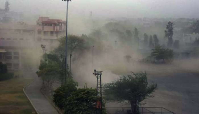 नागपुरात वाऱ्यासह पाऊस, उकाड्याने हैरान नागरिकांना दिलासा