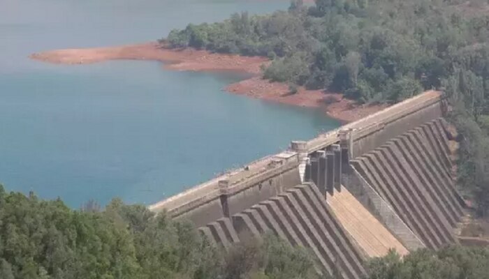 धरण उशाला आणि कोरड घशाला, गावकऱ्यांचा पायी मोर्चा