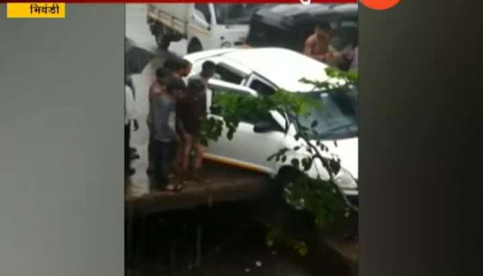 Bhiwandi Car Saved From Falling In Nallah