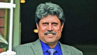 ...म्हणून क्रिकेटच सर्वकाही नव्हे - कपिल देव 
