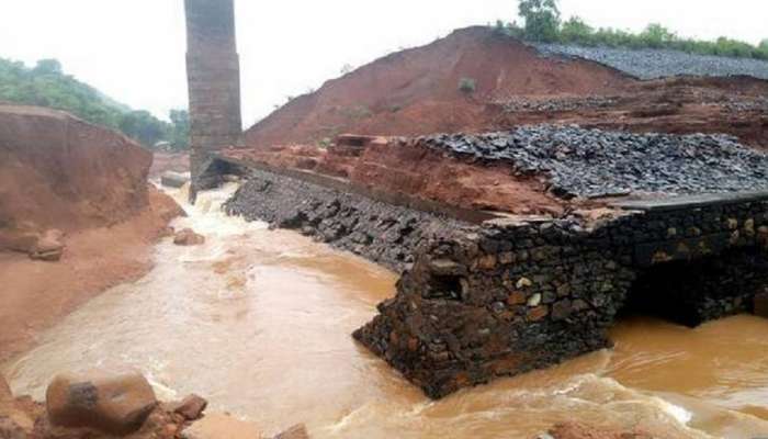 तिवरे धरणग्रस्त गाव सिद्धिविनायक मंदिर ट्रस्ट घेणार दत्तक