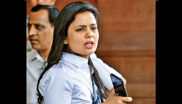 'विचारांशी असहमत व्यक्तींना देशद्रोही ठरवलं जातं', महुआ मोईत्रा पुन्हा चर्चेत