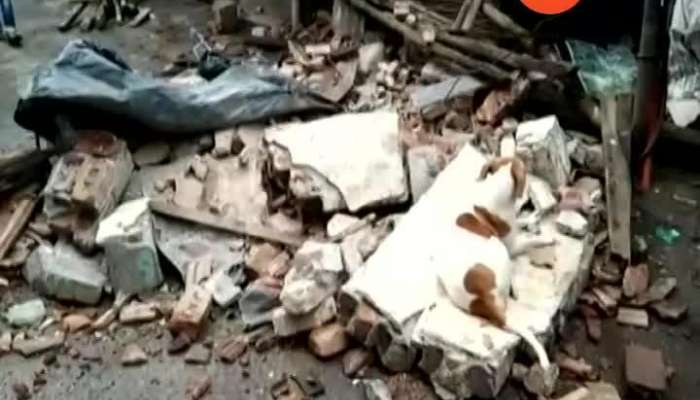 72 Year old Building slab Collapse in kalyan