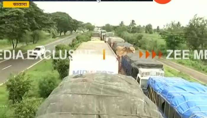 Satara Heavy Vehical Stopped For Flood Situation From Last Three Days