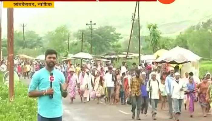 Nashik | Trimbakeshwar People Doing Pradikshana Of Brahmagiri On Shravan Somwar