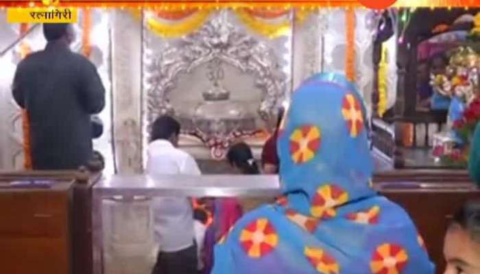 Ratnagiri Ganpatiphule Devotees Taking Darshan On Ganesh Chaturthi