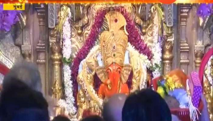 Mumbai Siddhivinayak ganpati mandir Crowd,Adesh Bandekar 02 Sep 2019