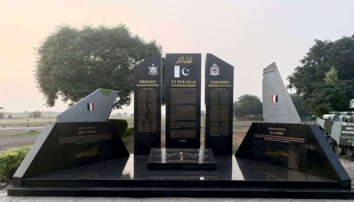 पाकिस्तानची पोलखोल; एअर स्ट्राईकमध्ये मारल्या गेलेल्या जवानांसाठी उभारलं स्मारक 