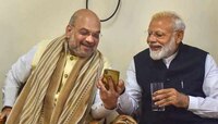 पंतप्रधान मोदी कोणत्या कंपनीचा मोबाईल आणि सिमकार्ड वापरतात..! माहितीये?