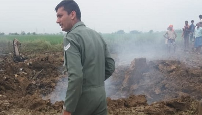 मध्यप्रदेशात IAFच्या &#039;मिग २१&#039;ला अपघात, दोन्ही पायलट सुरक्षित 