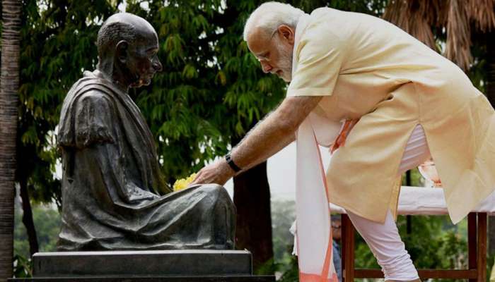 महात्मा गांधींची 150 वी जयंती, पंतप्रधान मोदींनी केले अभिवादन 