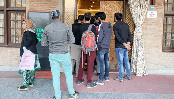 जम्मू-काश्मिरात प्रत्येक जिल्ह्यात इंटरनेट केंद्र सुरु