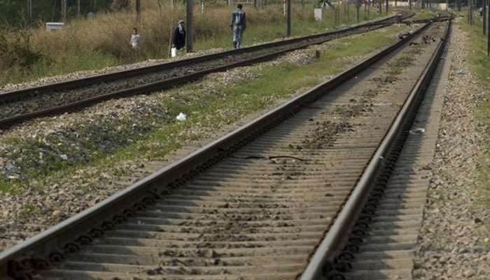 भांडुपमधून अपहरण झालेल्या मुलीचा मृतदेह रेल्वे रुळाजवळ सापडला