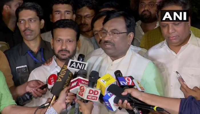 भाजपची सर्व घडामोडींवर नजर, योग्यवेळी निर्णय घेणार- मुनगंटीवार