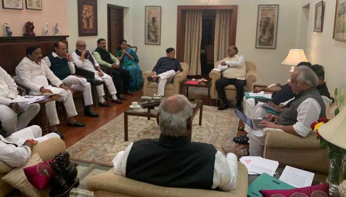 मुंबईत काँग्रेस, राष्ट्रवादी आणि शिवसेनेची एकत्र बैठक