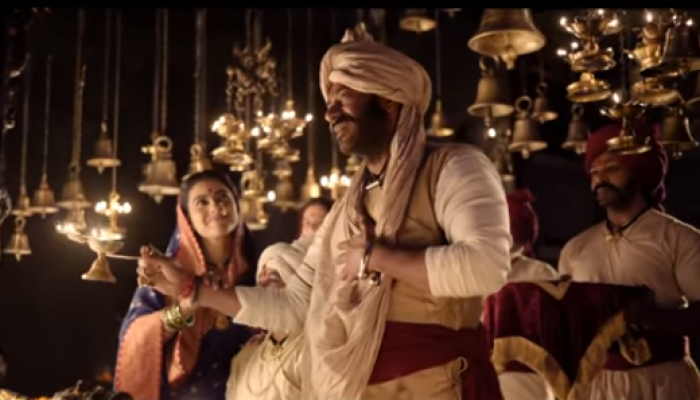 #Tanhaji : पाहा 'माय भवानी'च्या गजरात अजयने नाचवली देवीची पालखी 