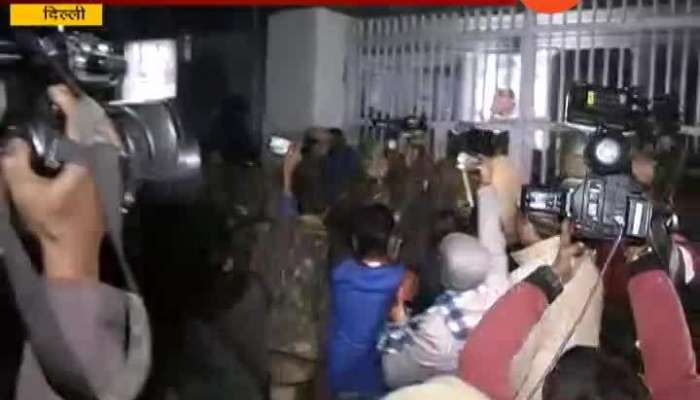New Delhi Huge Anti CAA Protestor Detained At Delhi Gate