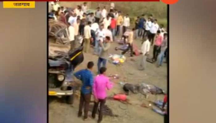 Jalgaon Eight Dead And Six Injured In Taxi And Truck Accident