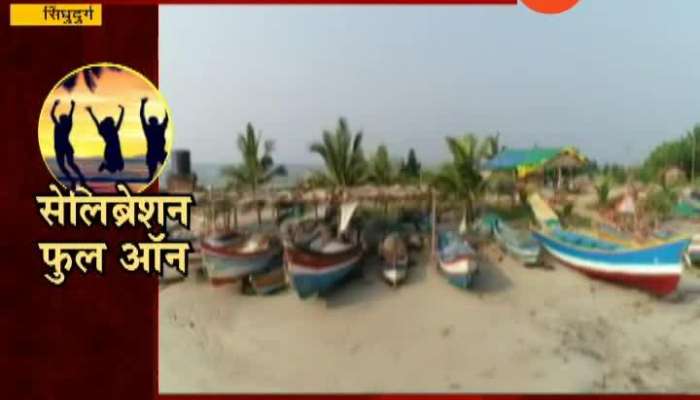 Sindhudurg Kokan Beach Packed With Tourist For Celebration Of New Year