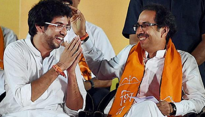 विधिमंडळात पहिलं पाऊल टाकणाऱ्या ठाकरेंची 'घराणेशाही विथ डिफरन्स'