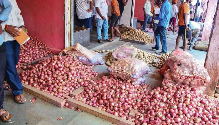 तुर्कस्तानातून आयात केलेला कांदा बेचव, ग्राहकांची पाठ 