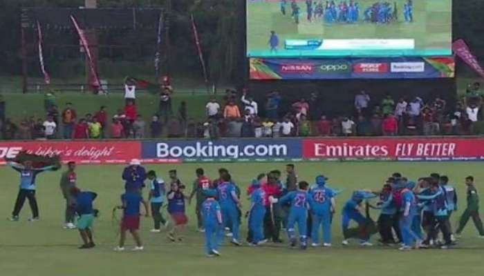 U19 World Cup final : धक्काबुक्की प्रकरणी पाच खेळाडूंना आयसीसीचा दणका 