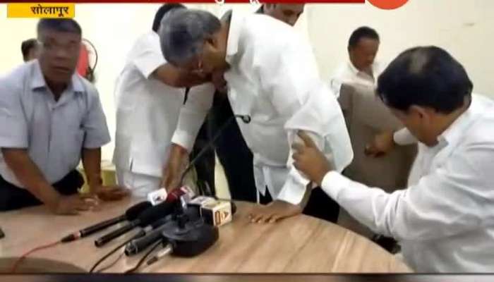 Solapur BJP Leader Chandrakant Patil Chair Breaks While Criticising MVA Government