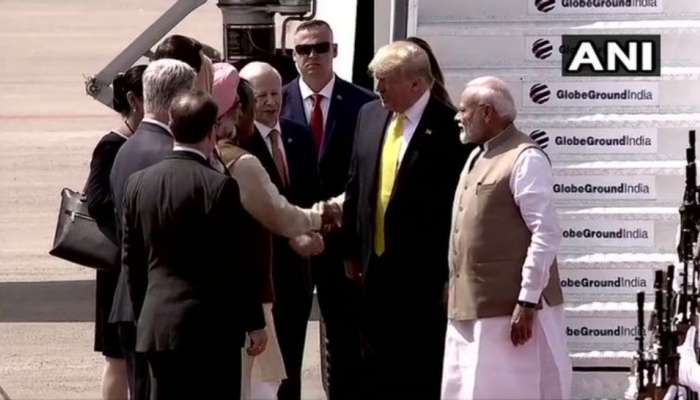 #NamasteyTrump : राजकारणातच नाही तर अभिनयातही तरबेज डोनाल्ड ट्रम्प