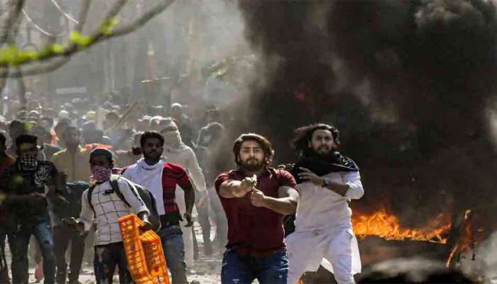 #DelhiRiots बेछूट गोळीबार करणाऱ्या &#039;त्या&#039; युवकाची ओळख उघड 